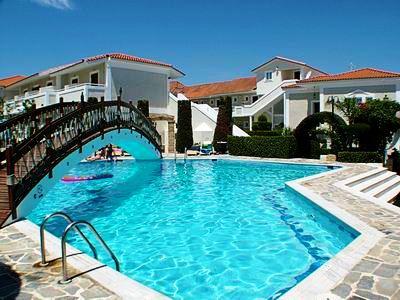 Louros Beach Hotel & Spa Kalamákion Esterno foto